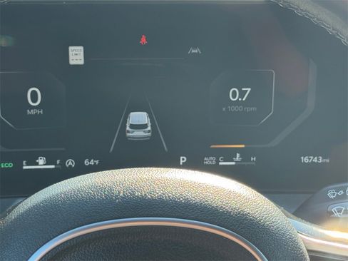 Used 2025 Kia Sorento SX Prestige image 24