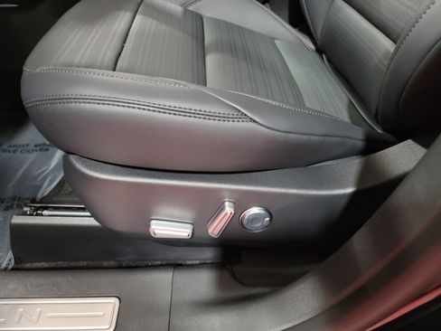 New 2026 Lincoln Nautilus Reserve image 15