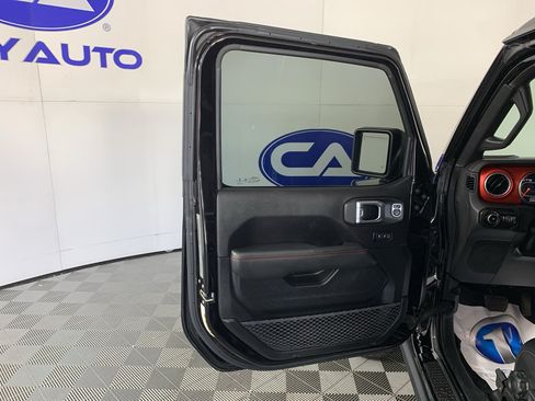 Used 2020 Jeep Wrangler Rubicon AWD/4WD image 13