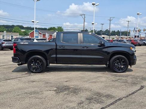 Used 2023 Chevrolet Silverado 1500 RST w/ Convenience Package II AWD/4WD image 8