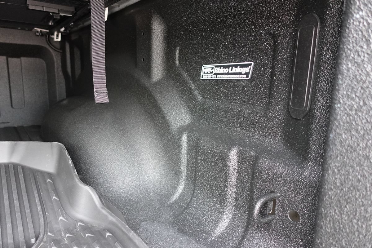 Used 2024 RAM 1500 Laramie w/ Night Edition AWD/4WD image 33