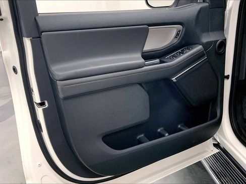 New 2025 Ford Expedition Max Active image 11