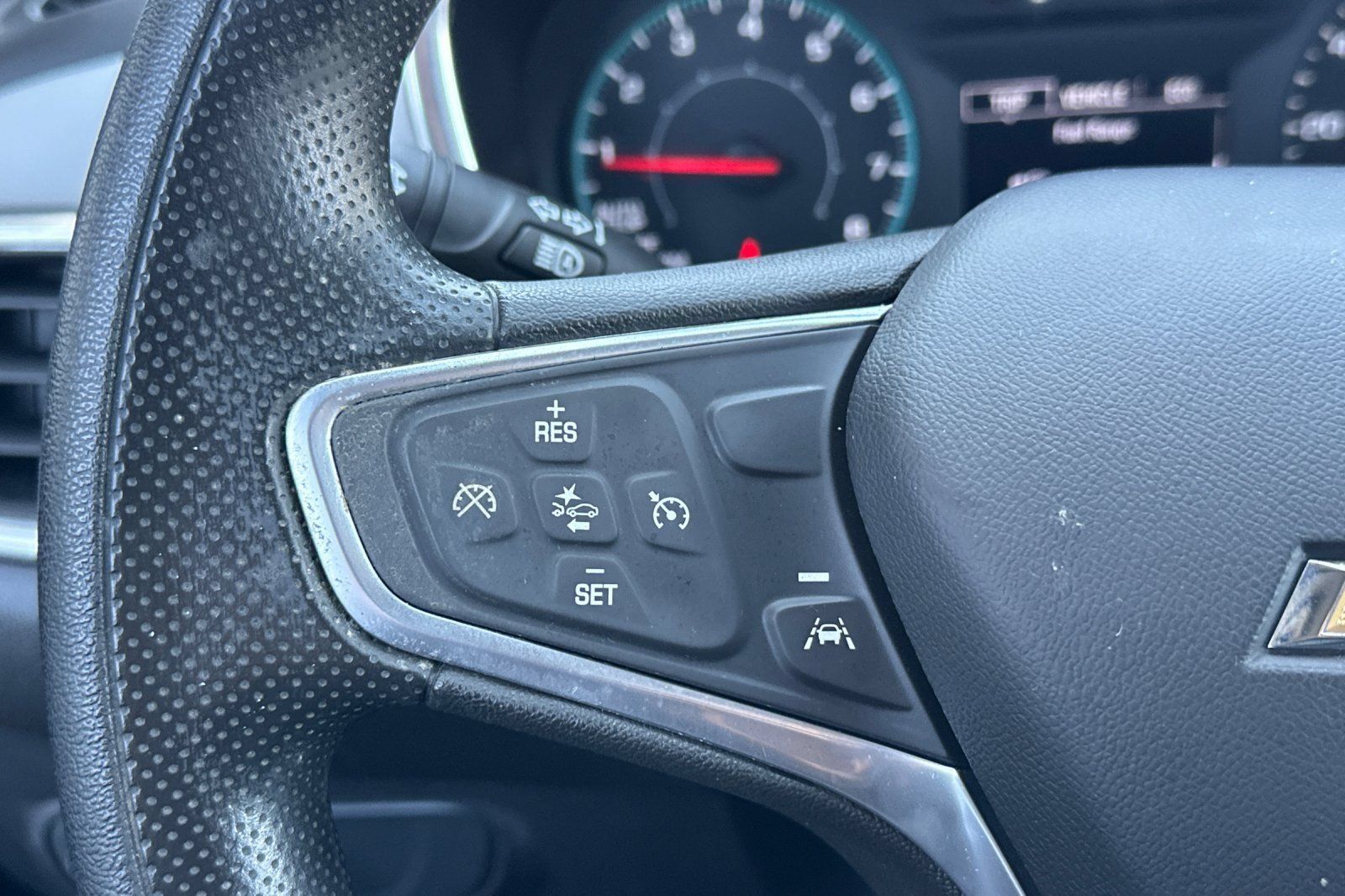 Used 2023 Chevrolet Equinox LS w/ LPO, Floor Liner Package FWD image 29