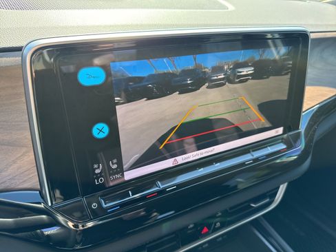 New 2026 Volkswagen Atlas SE image 18