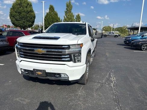 Used 2020 Chevrolet Silverado 2500 High Country w/ Z71 Off-Road Package AWD/4WD image 5