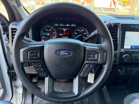 Used 2021 Ford F350 XLT image 36