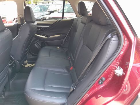 Used 2024 Subaru Outback Touring XT AWD/4WD image 32
