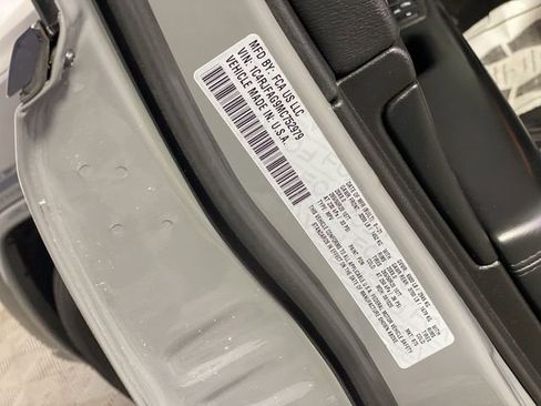 Used 2021 Jeep Grand Cherokee Laredo X AWD/4WD image 20