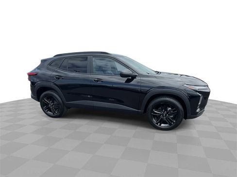 New 2025 Chevrolet Trax ACTIV w/ Driver Confidence Package image 9