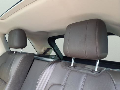 Used 2016 Land Rover Range Rover Sport HSE image 12