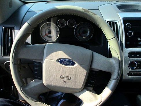 Used 2009 Ford Edge Limited image 14