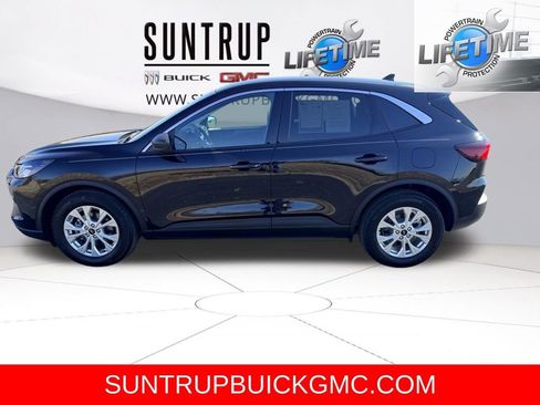 Used 2024 Ford Escape Active w/ Cold Weather Package image 3