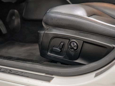 Used 2018 Maserati Ghibli S image 49