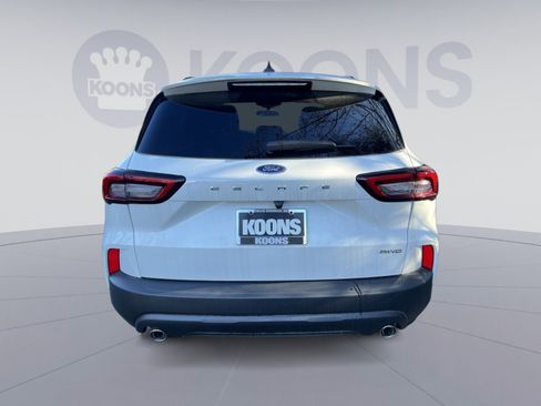 New 2025 Ford Escape ST-Line w/ Cold Weather Package image 5