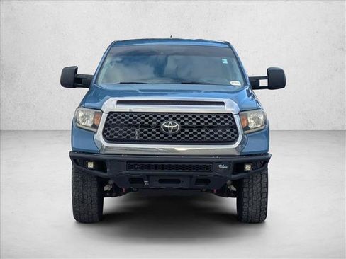 Used 2021 Toyota Tundra SR5 w/ SR5 Upgrade Package AWD/4WD image 2
