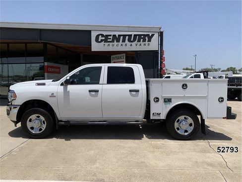 Used 2021 RAM 2500 Tradesman AWD/4WD image 4