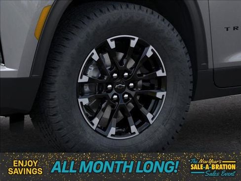 New 2026 Chevrolet Traverse Z71 w/ Driver Confidence Package image 9