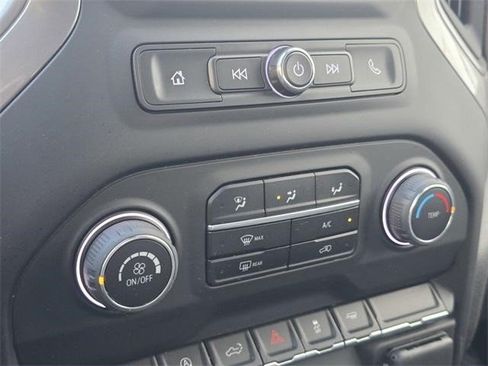 Certified 2022 Chevrolet Silverado 1500 Custom image 26