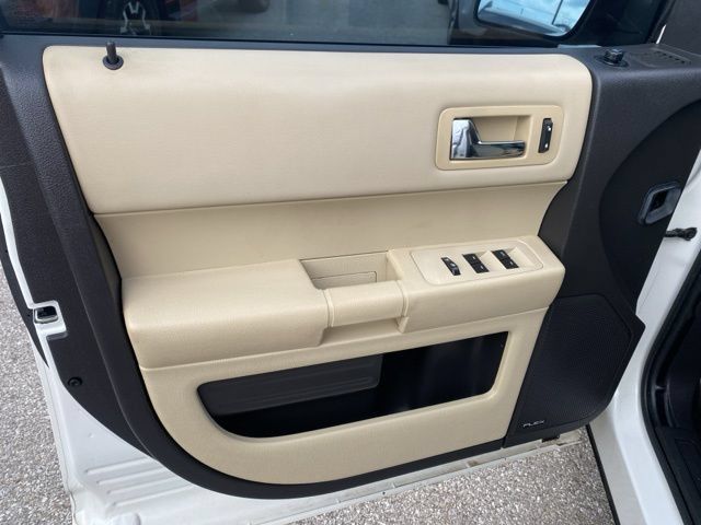 Used 2014 Ford Flex SE FWD image 16