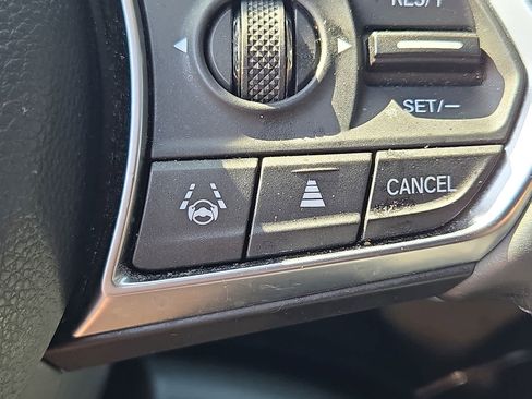 Used 2024 Acura MDX SH-AWD image 27