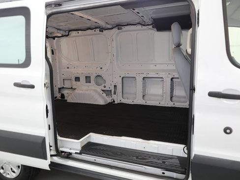 Used 2016 Ford Transit 150 130 Low Roof RWD image 19