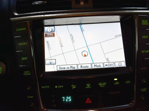 Used 2011 Lexus IS 250C image 36