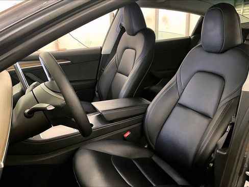 Used 2023 Tesla Model 3 Standard Range image 24