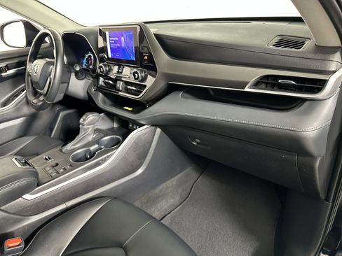 Used 2023 Toyota Highlander XLE image 66