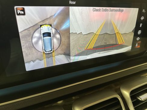 Used 2020 Mercedes-Benz GLE 580 GLE 580 w/ Parking Assist Package image 25