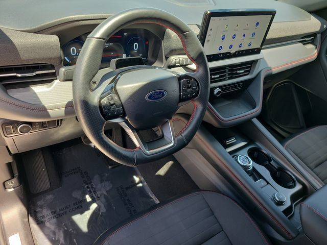 Used 2025 Ford Explorer ST-Line AWD/4WD image 17