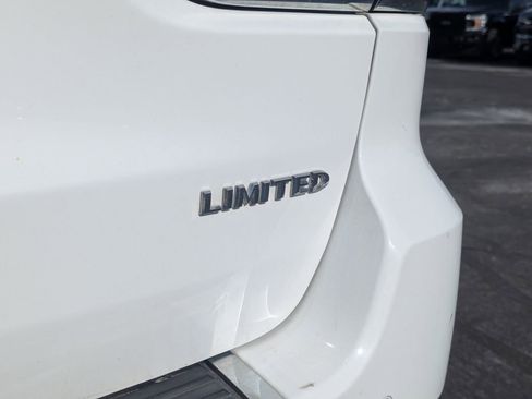 Used 2014 Jeep Grand Cherokee Limited w/ Luxury Group II image 7