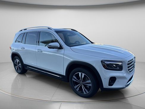 Certified 2026 Mercedes-Benz GLB 250 image 6
