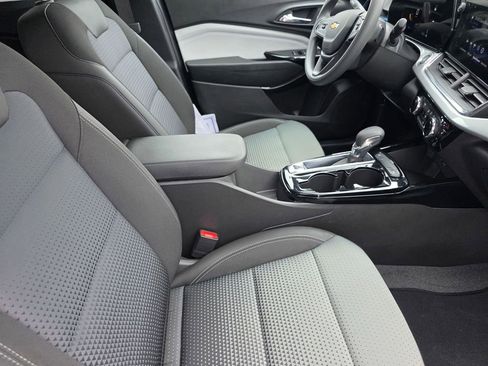 Used 2026 Chevrolet Trax LT FWD image 20