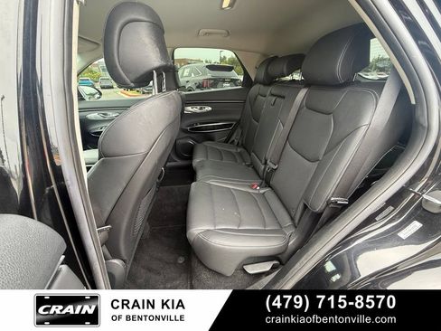 Used 2022 Genesis GV70 2.5T w/ Cargo Package AWD/4WD image 24