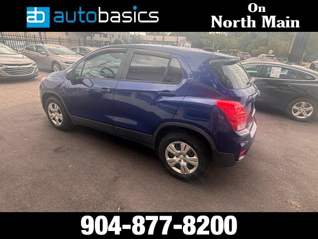 Used 2017 Chevrolet Trax LS FWD image 5