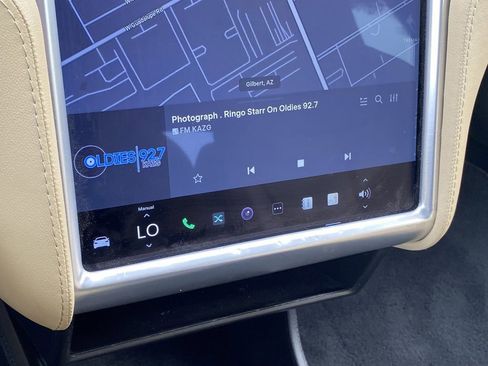 Used 2013 Tesla Model S Performance image 26