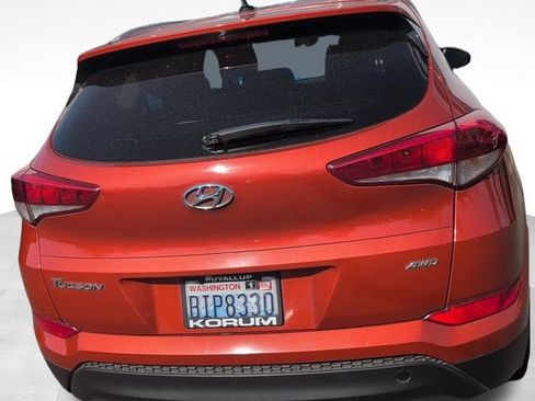 Used 2016 Hyundai Tucson SE w/ Option Group 02 AWD/4WD image 12