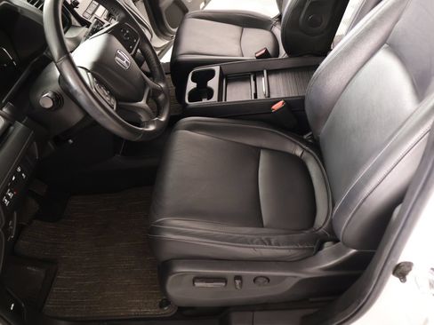 Used 2024 Honda Odyssey EX-L image 10