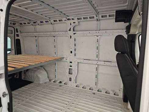 Used 2023 RAM ProMaster 2500 image 31