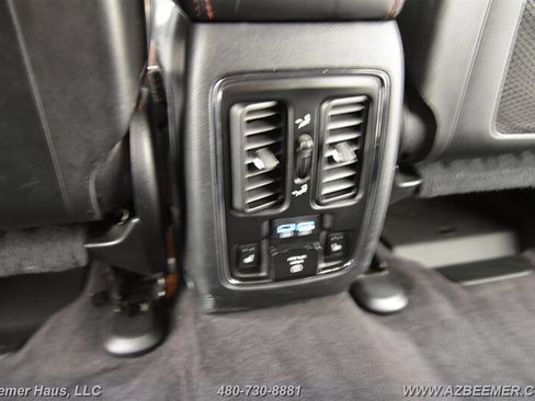 Used 2017 Jeep Grand Cherokee Trailhawk w/ Trailhawk Luxury Group image 26