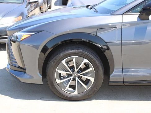 Certified 2025 Lexus RZ 300e w/ Accessory Package (Z1) FWD image 4