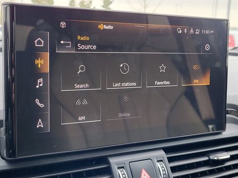 Certified 2025 Audi Q5 2.0T Premium image 24