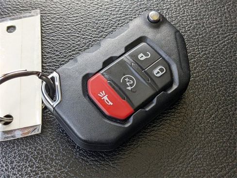 Used 2023 Jeep Wrangler Sport S image 28