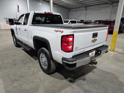 Used 2015 Chevrolet Silverado 2500 LT w/ LT Convenience Package AWD/4WD image 9
