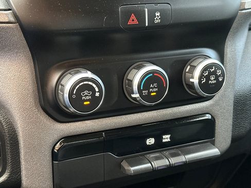 Used 2020 RAM 2500 Tradesman image 18