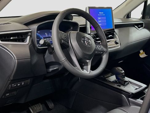 New 2026 Toyota Corolla Cross XLE w/ Convenience Package FWD image 9