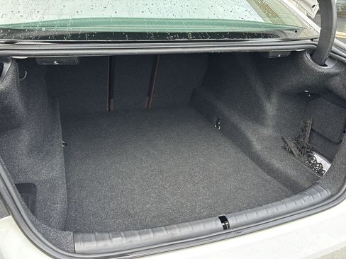 Used 2022 BMW 530i w/ Executive Package image 30