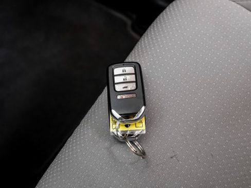 Used 2019 Honda HR-V EX image 61
