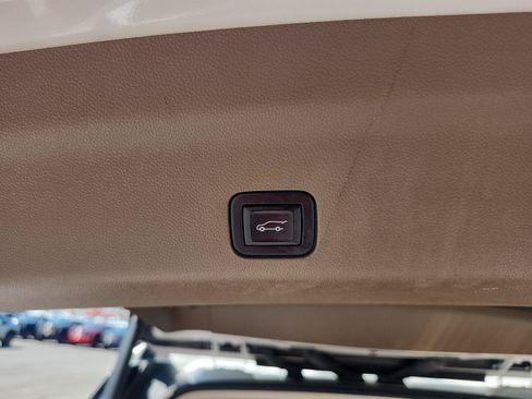 Certified 2022 GMC Yukon XL Denali AWD/4WD image 12