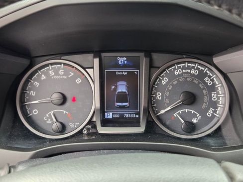 Used 2019 Toyota Tacoma TRD Sport RWD image 23